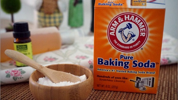 Cách làm trắng răng tại bằng baking soda