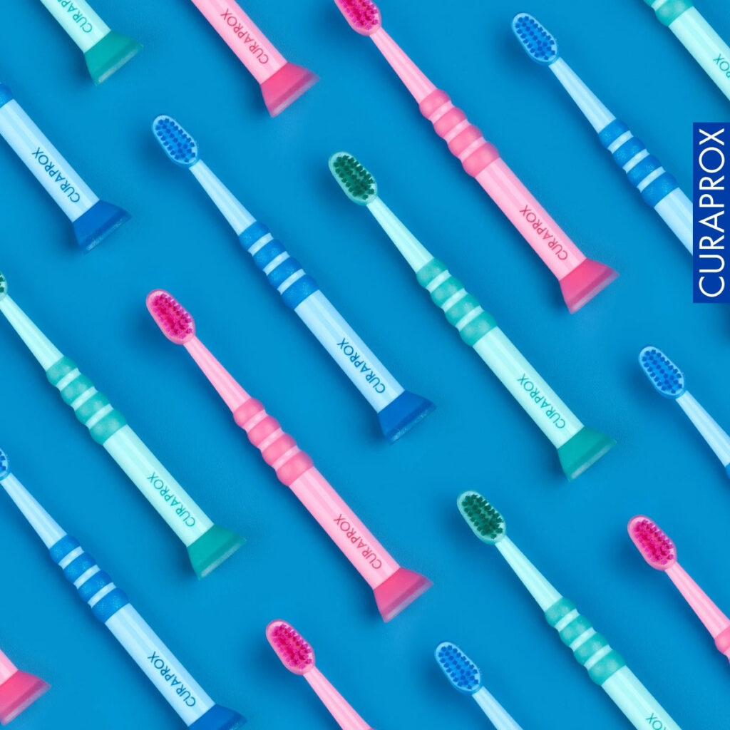 Bàn chải CURAPROX BABY cho trẻ từ 0 - 4 tuổi