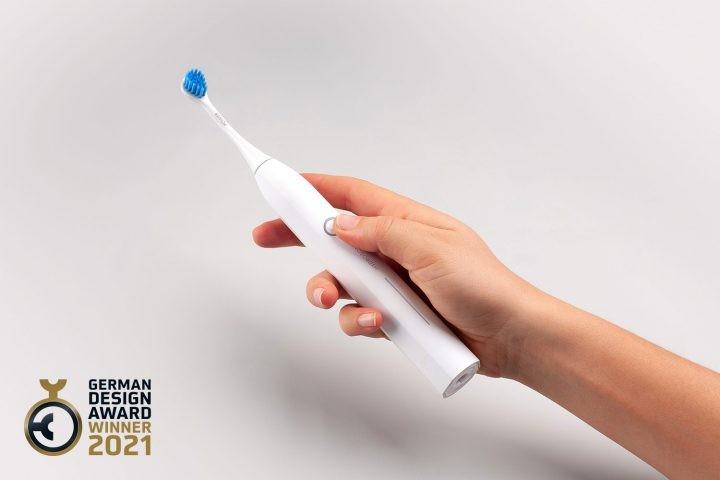 Care & Share – Bí mật đằng sau bàn chải điện Curaprox Hydrosonic Pro