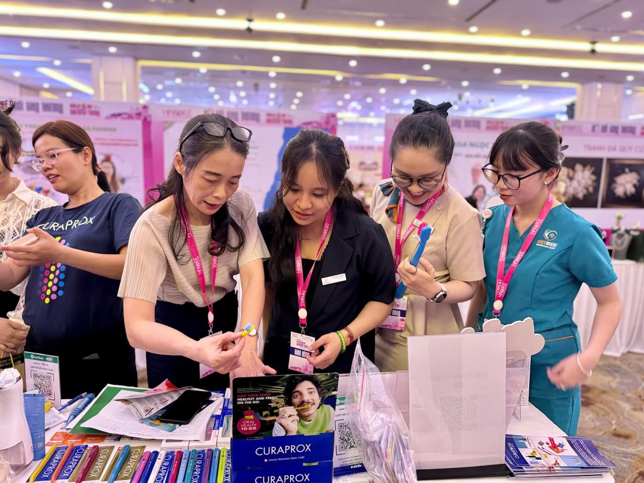 (Sự kiện) Vui Khỏe x Hawee kết nối giao thương – Buôn có bạn, Bán có phường