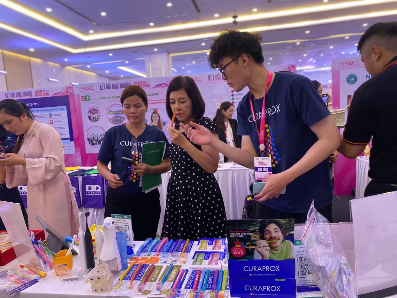 (Sự kiện) Vui Khỏe x Hawee kết nối giao thương – Buôn có bạn, Bán có phường